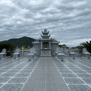 Khuôn viên lăng mộ - Mẫu 12