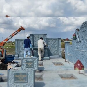 Khuôn viên lăng mộ - Mẫu 21